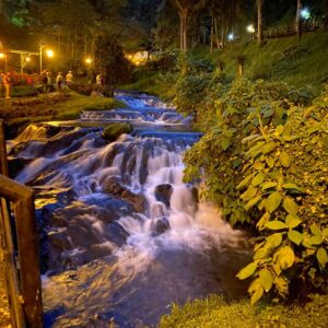 PASANOCHES - TERMALES DE SANTA ROSA Y SALENTO