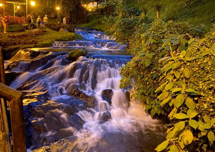 PASANOCHES - TERMALES DE SANTA ROSA Y SALENTO