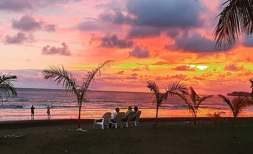PASADIA - PLAYA PIANGUITA Y PLAYA DORADA