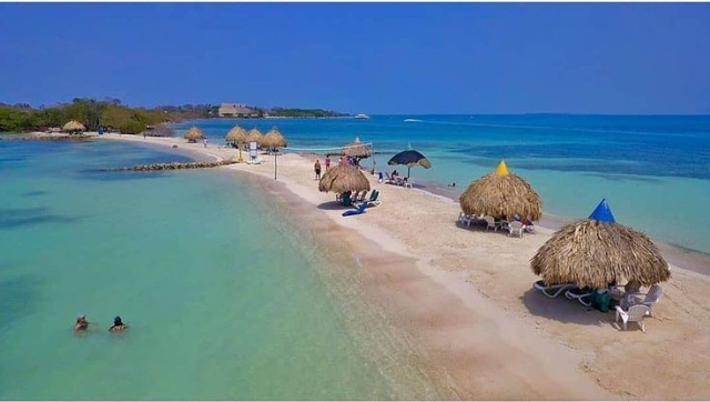 PLAYAS TOLU COVEÑAS